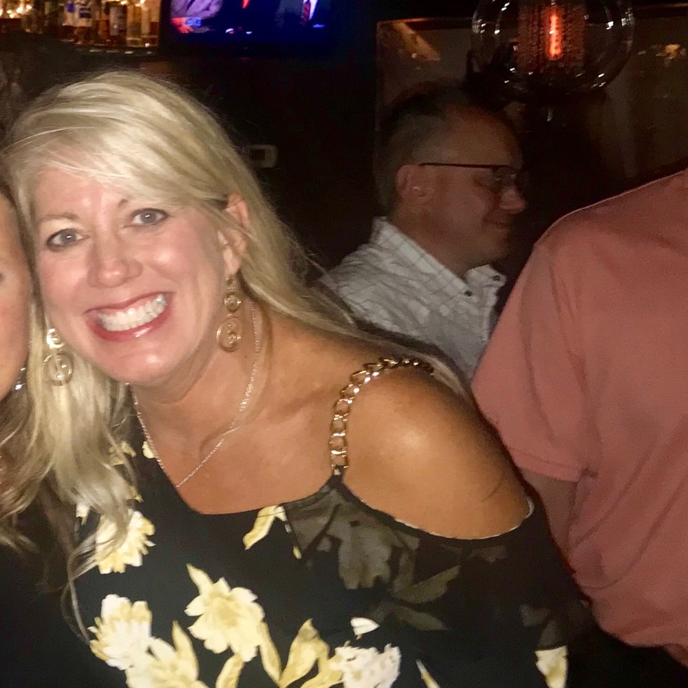 Meet your Posher, Dana